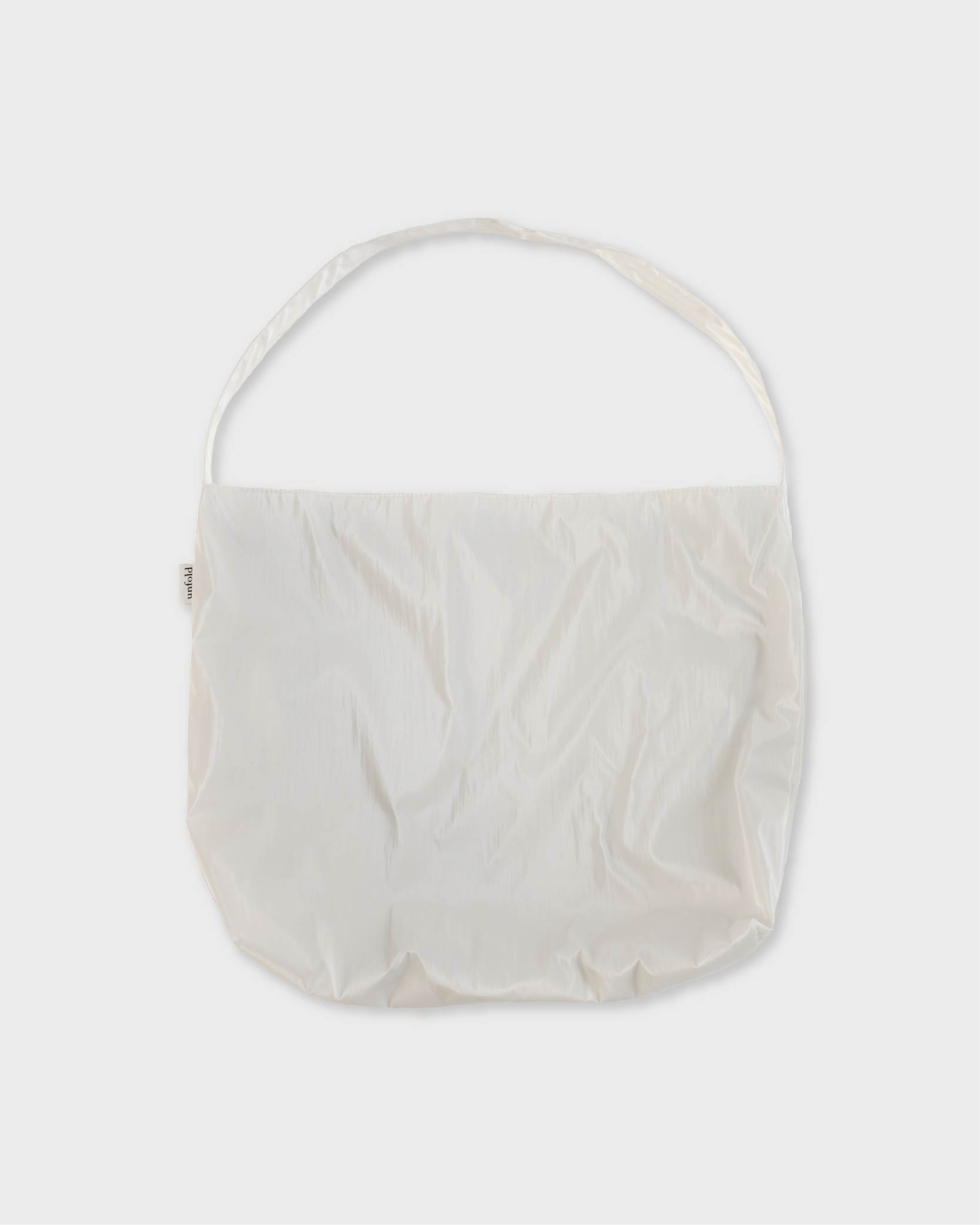 언폴드,unfold,에코백,파우치,천가방,코스터,백팩,스크런치Glossy shoulder bag (ivory)
